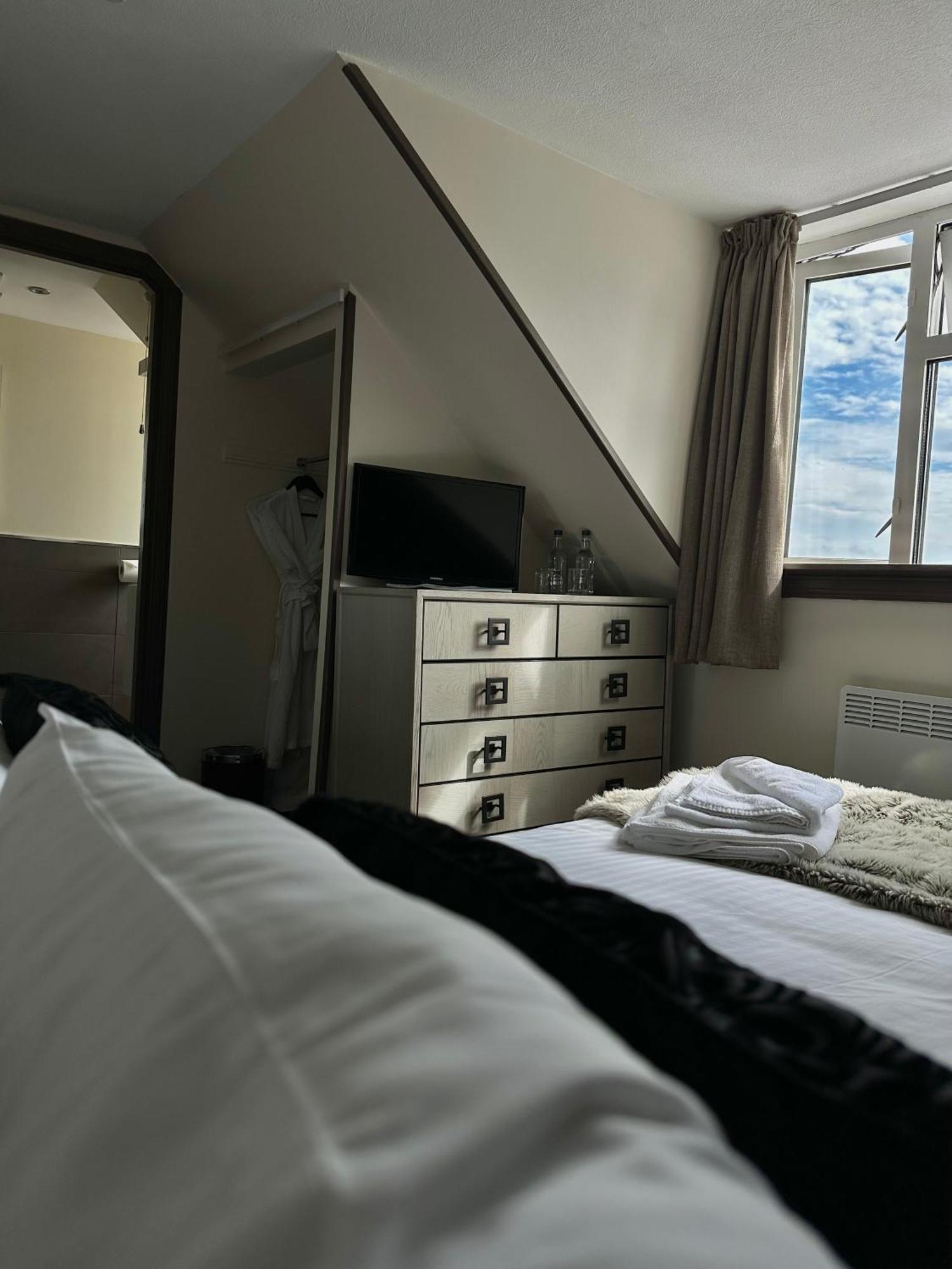 The Tobermory Hotel المظهر الخارجي الصورة