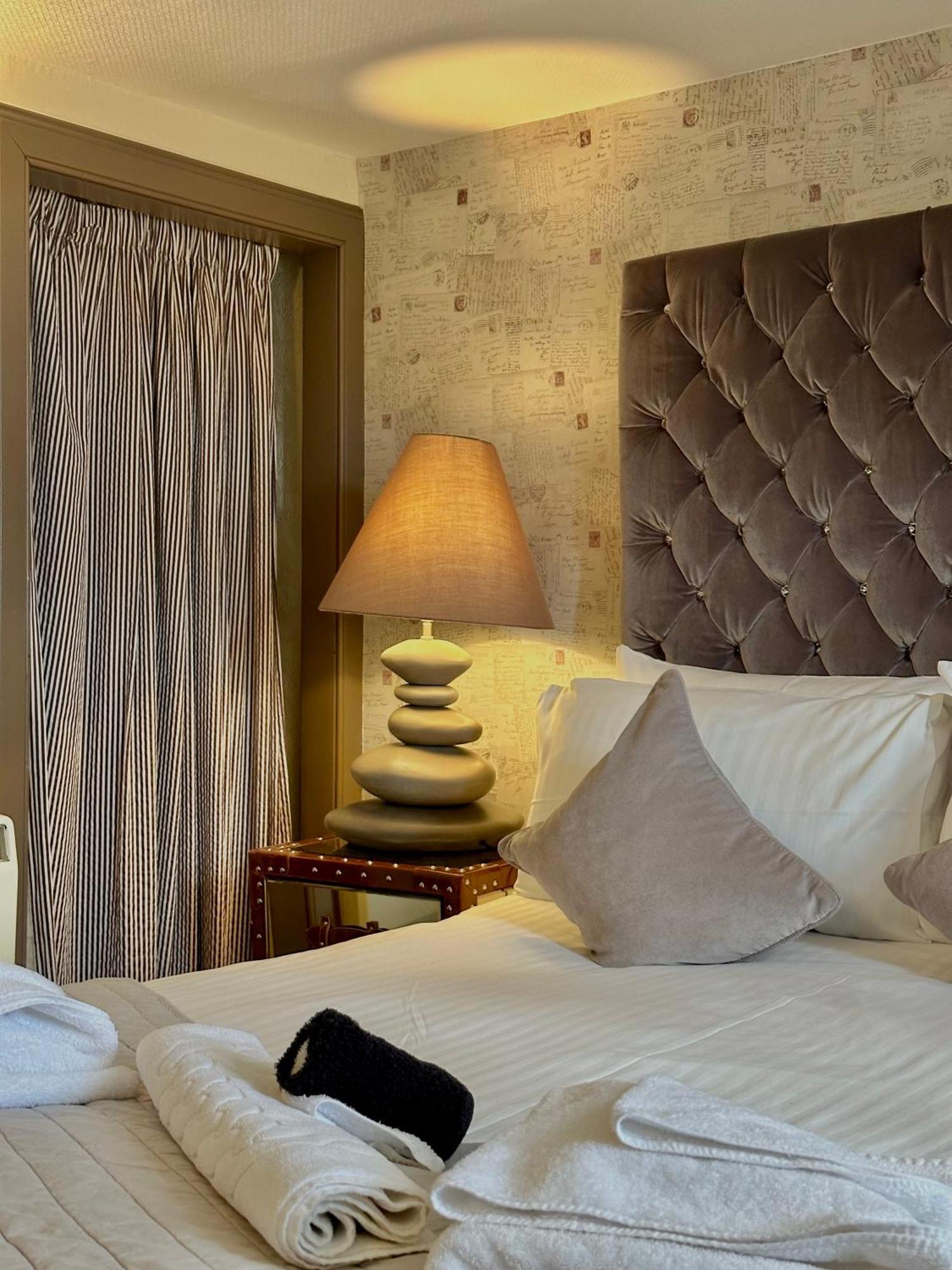 The Tobermory Hotel المظهر الخارجي الصورة